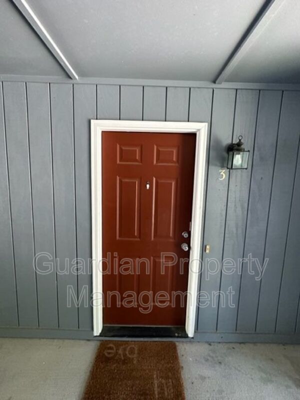 Lovely 2 Bed, 2 Bath Condo in Karen Lakes property image