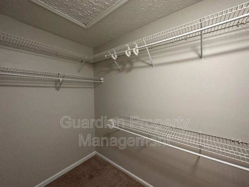 Lovely 2 Bed, 2 Bath Condo in Karen Lakes property image