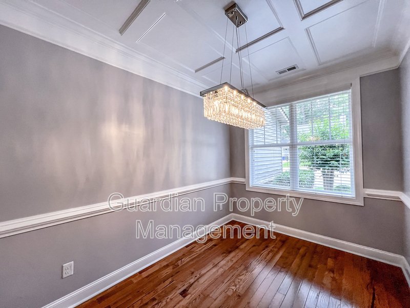 Gorgeous 3 Bed 2.5 Bath Townhome in Fayetteville property image