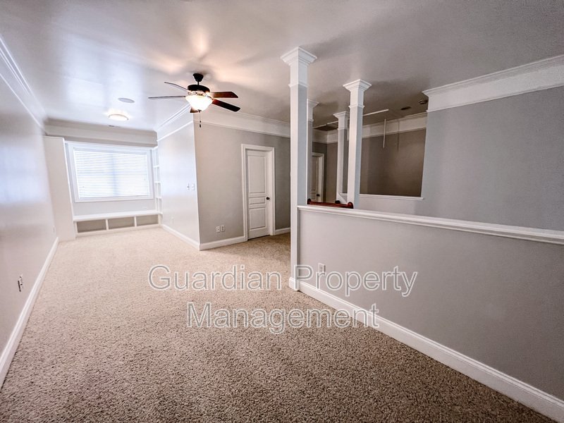 Gorgeous 3 Bed 2.5 Bath Townhome in Fayetteville property image