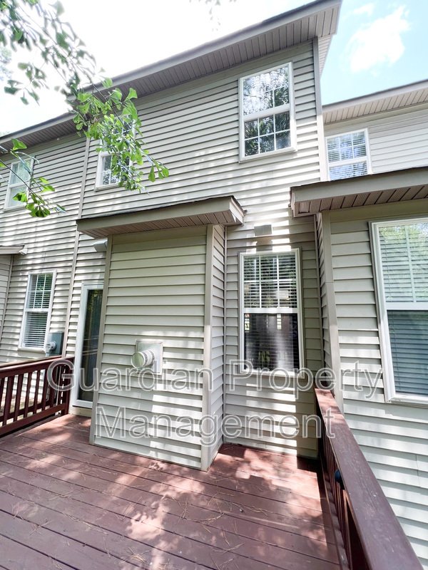 Gorgeous 3 Bed 2.5 Bath Townhome in Fayetteville property image