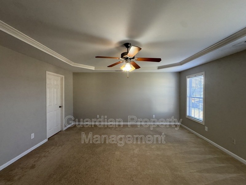 Spacious 3 Bed 2.5 Bath Home with Fenced Yard property image