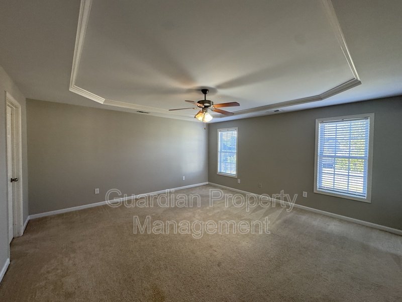 Spacious 3 Bed 2.5 Bath Home with Fenced Yard property image