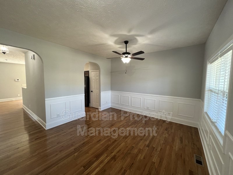 Stunning 4 Bed 2.5 Bath Home in Aberdeen property image