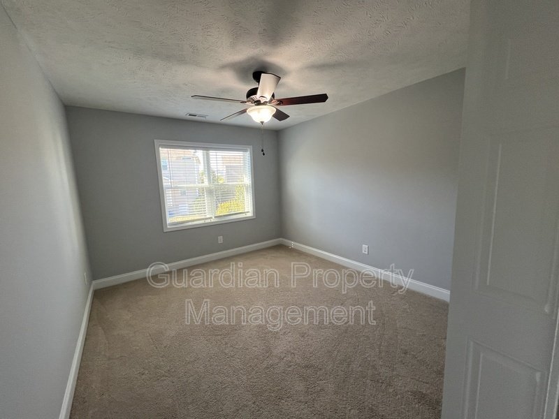 Stunning 4 Bed 2.5 Bath Home in Aberdeen property image