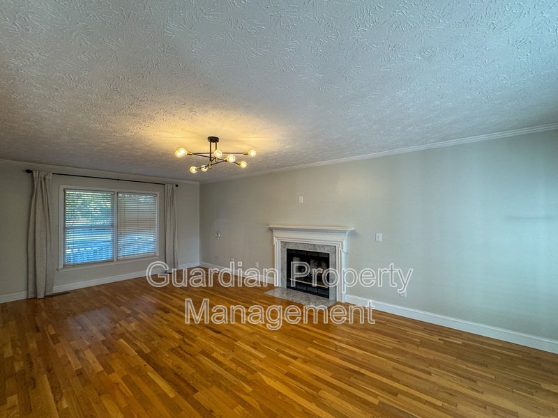 Charming 4 Bed, 2.5 Bath Home in King's Grant property image