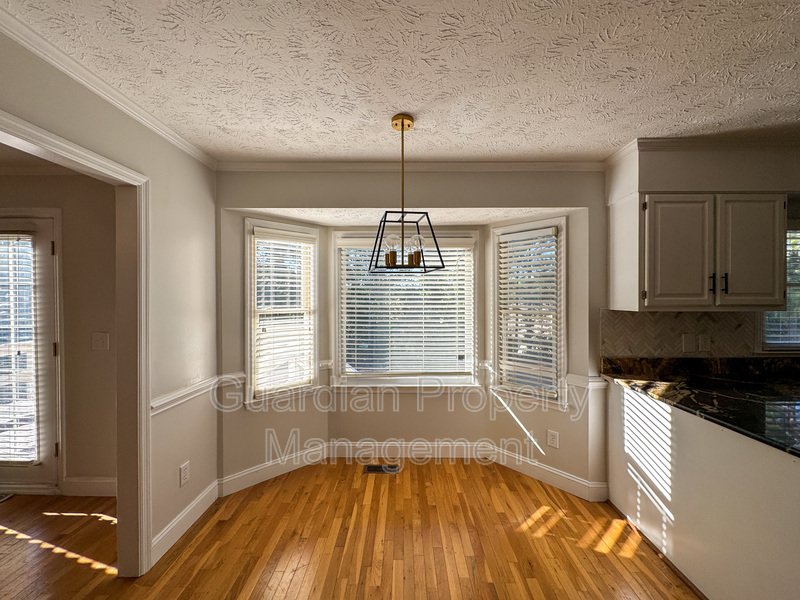 Charming 4 Bed, 2.5 Bath Home in King's Grant property image