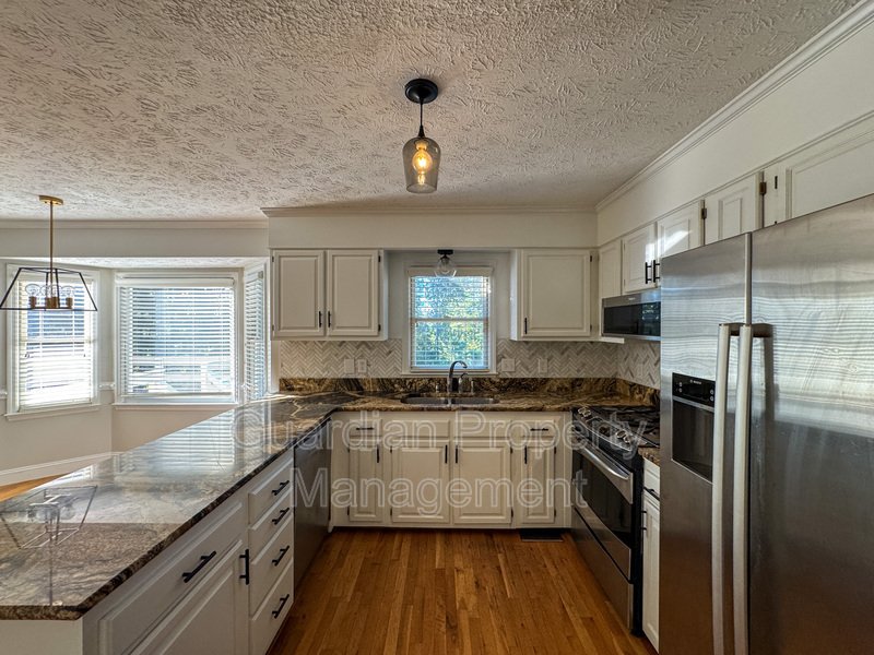 Charming 4 Bed, 2.5 Bath Home in King's Grant property image