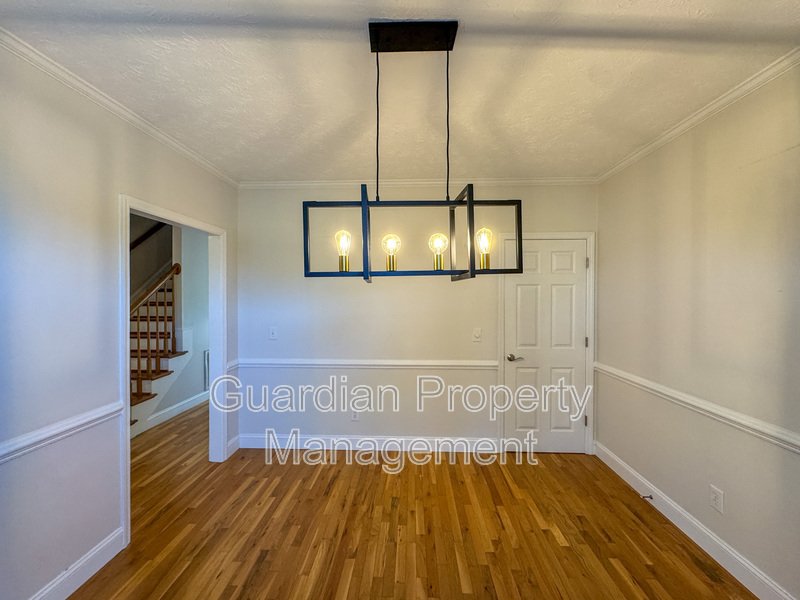 Charming 4 Bed, 2.5 Bath Home in King's Grant property image