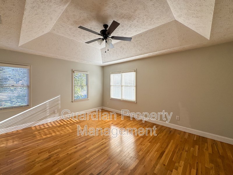 Charming 4 Bed, 2.5 Bath Home in King's Grant property image