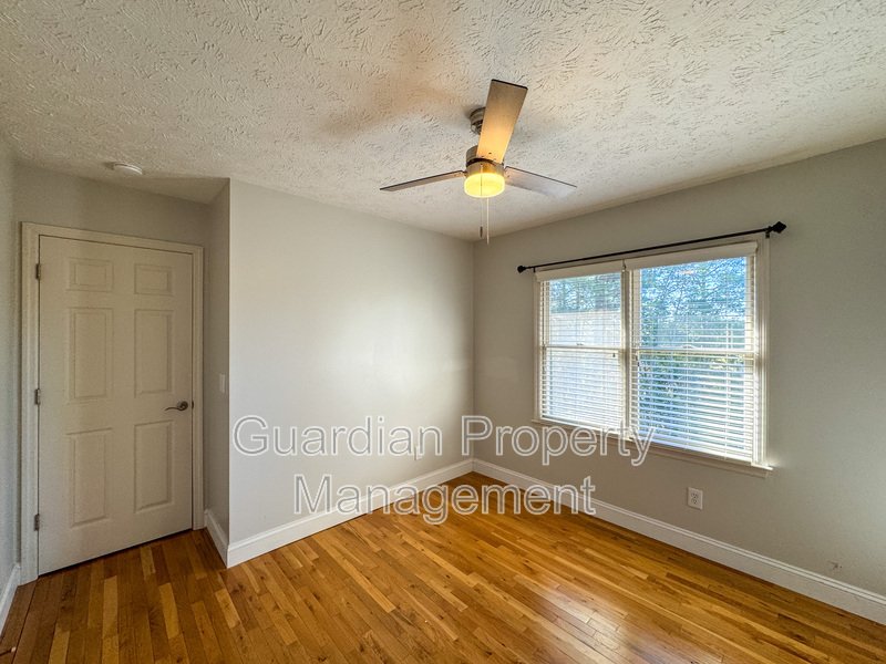 Charming 4 Bed, 2.5 Bath Home in King's Grant property image