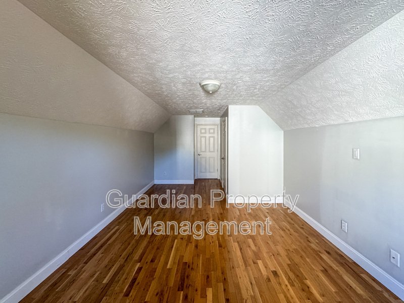 Charming 4 Bed, 2.5 Bath Home in King's Grant property image