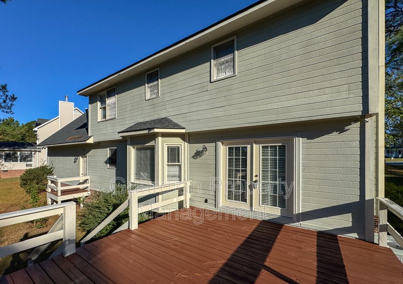 Charming 4 Bed, 2.5 Bath Home in King's Grant property image