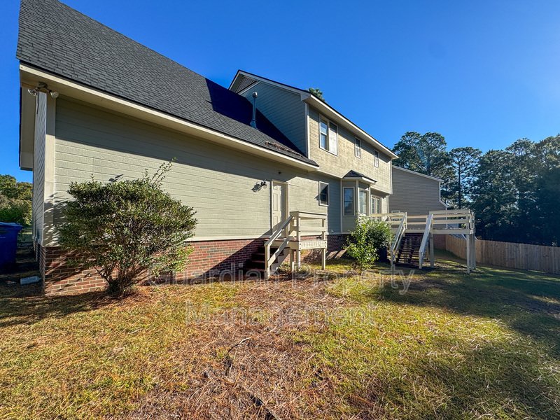 Charming 4 Bed, 2.5 Bath Home in King's Grant property image