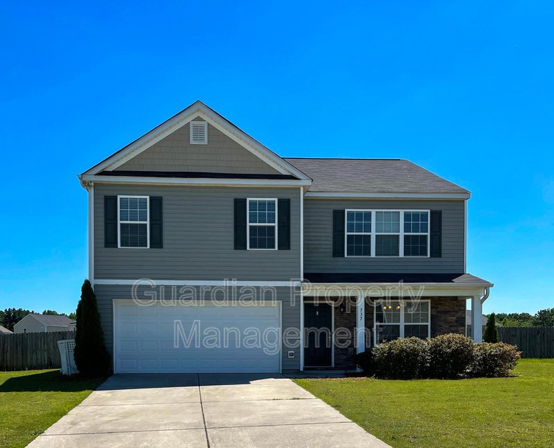 Lovely 5 Bed 3 Bath Home with Community Amenities property image