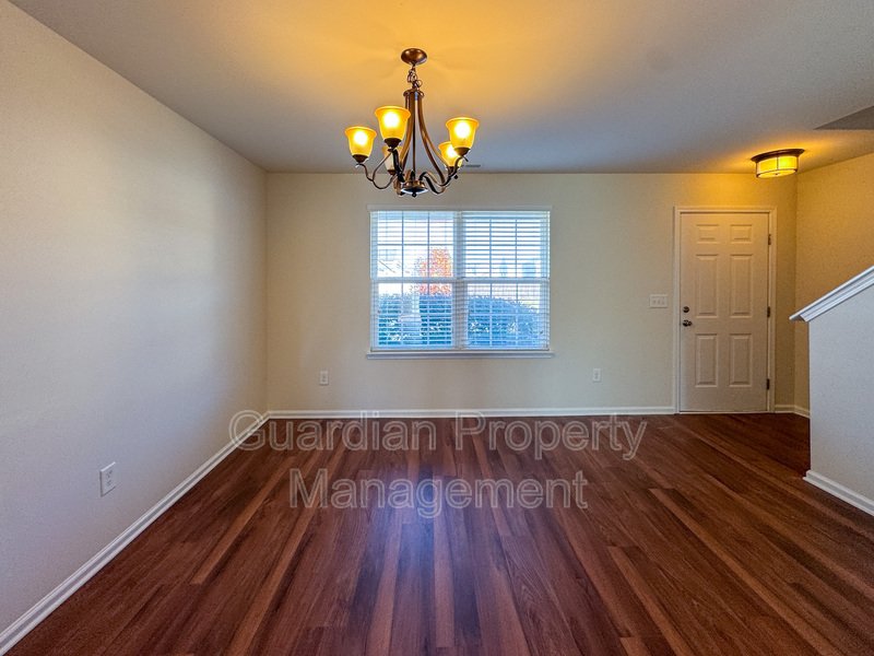 Lovely 5 Bed 3 Bath Home with Community Amenities property image