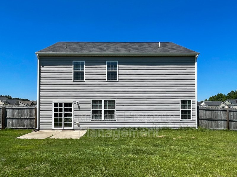 Lovely 5 Bed 3 Bath Home with Community Amenities property image