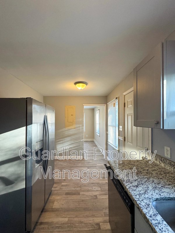 Charming 3 Bed 1 Bath Home Conveniently Located in Fayetteville property image