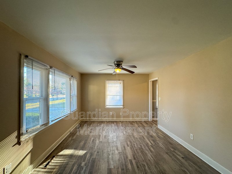 Charming 3 Bed 1 Bath Home Conveniently Located in Fayetteville property image