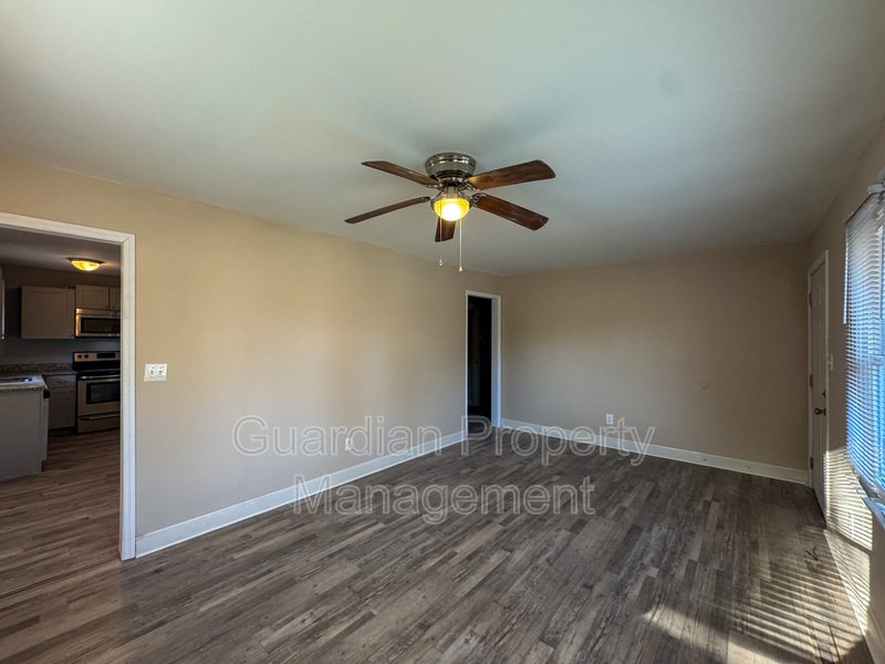 Charming 3 Bed 1 Bath Home Conveniently Located in Fayetteville property image