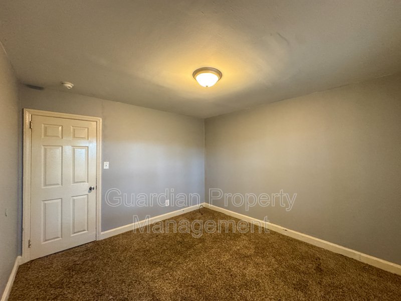 Charming 3 Bed 1 Bath Home Conveniently Located in Fayetteville property image