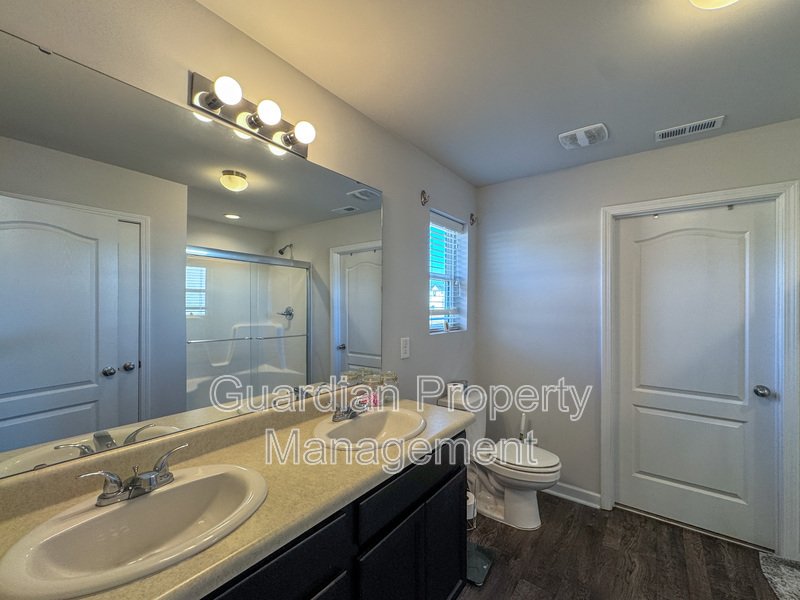 Beautiful 3 Bed 2 Bath Home in Stedman property image