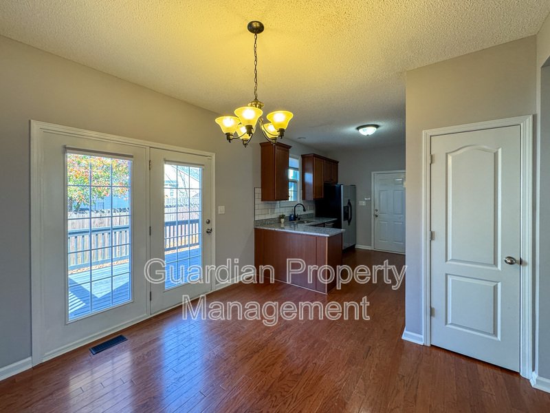 Beautiful 4 Bed 2.5 Bath Home with Fenced Backyard property image