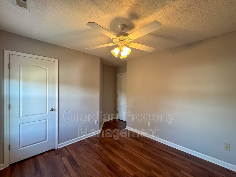 Beautiful 4 Bed 2.5 Bath Home with Fenced Backyard property image