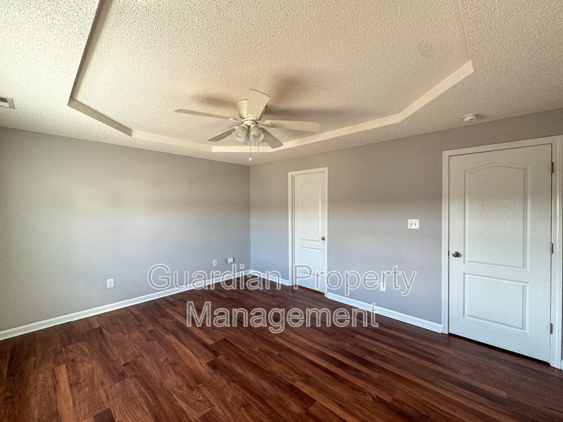 Beautiful 4 Bed 2.5 Bath Home with Fenced Backyard property image