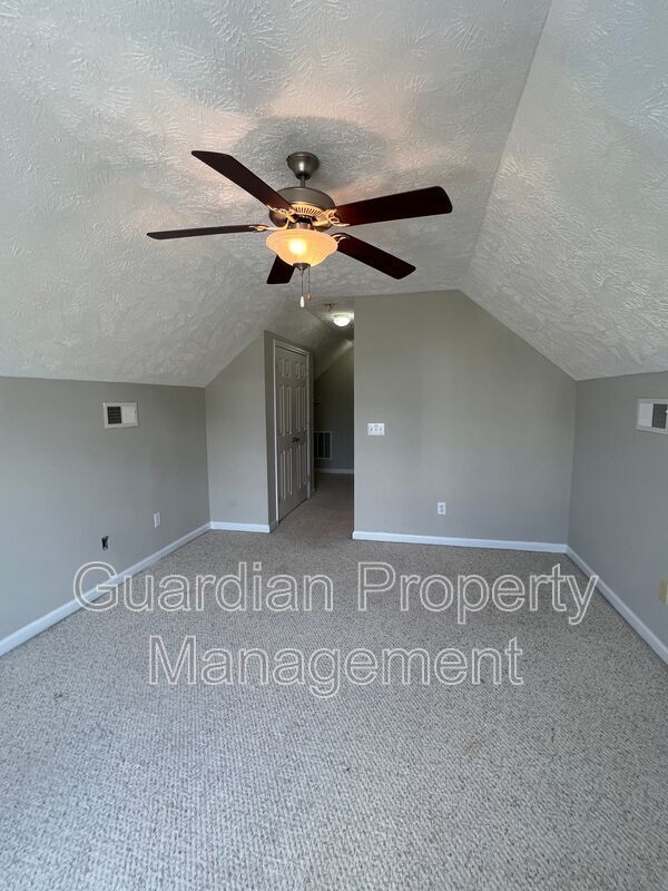 Lovely 4 Bed 3.5 Bath Fayetteville Home property image